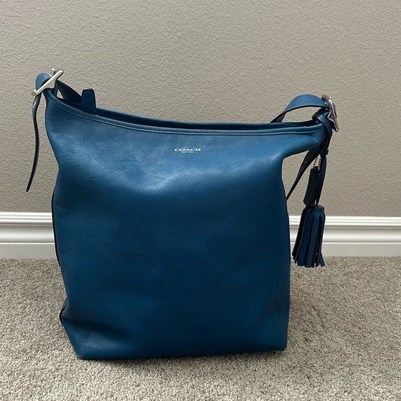 12/13 AT 3:00 PM EST COACH TALK
Vintage Coach 💼 👜……..and history!! - Picture 3 of 16